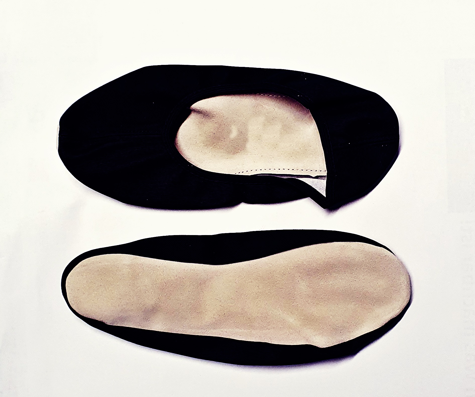 Gymnastikschuhe aus Baumwolle SCHWARZ (Ledersohle)