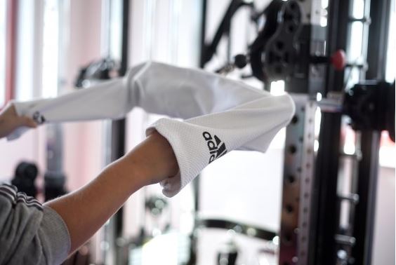 adidas „The Tube“ – Zughilfe, adiacc072