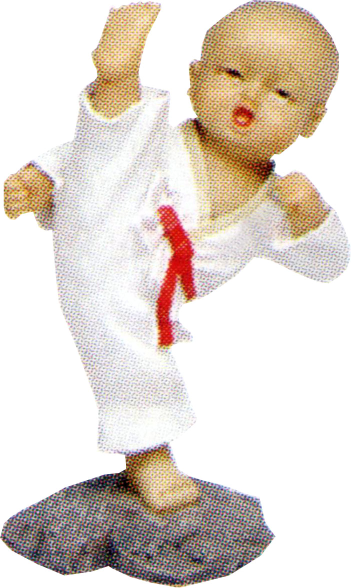 Karate Figur  (H919) 7,5 x 9 x 12,5cm