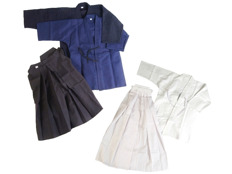 Hakama Premium Traditional blau (Mischgewebe) 150