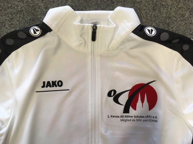 Trainingsanzug Karate-AG Kölner Schulen