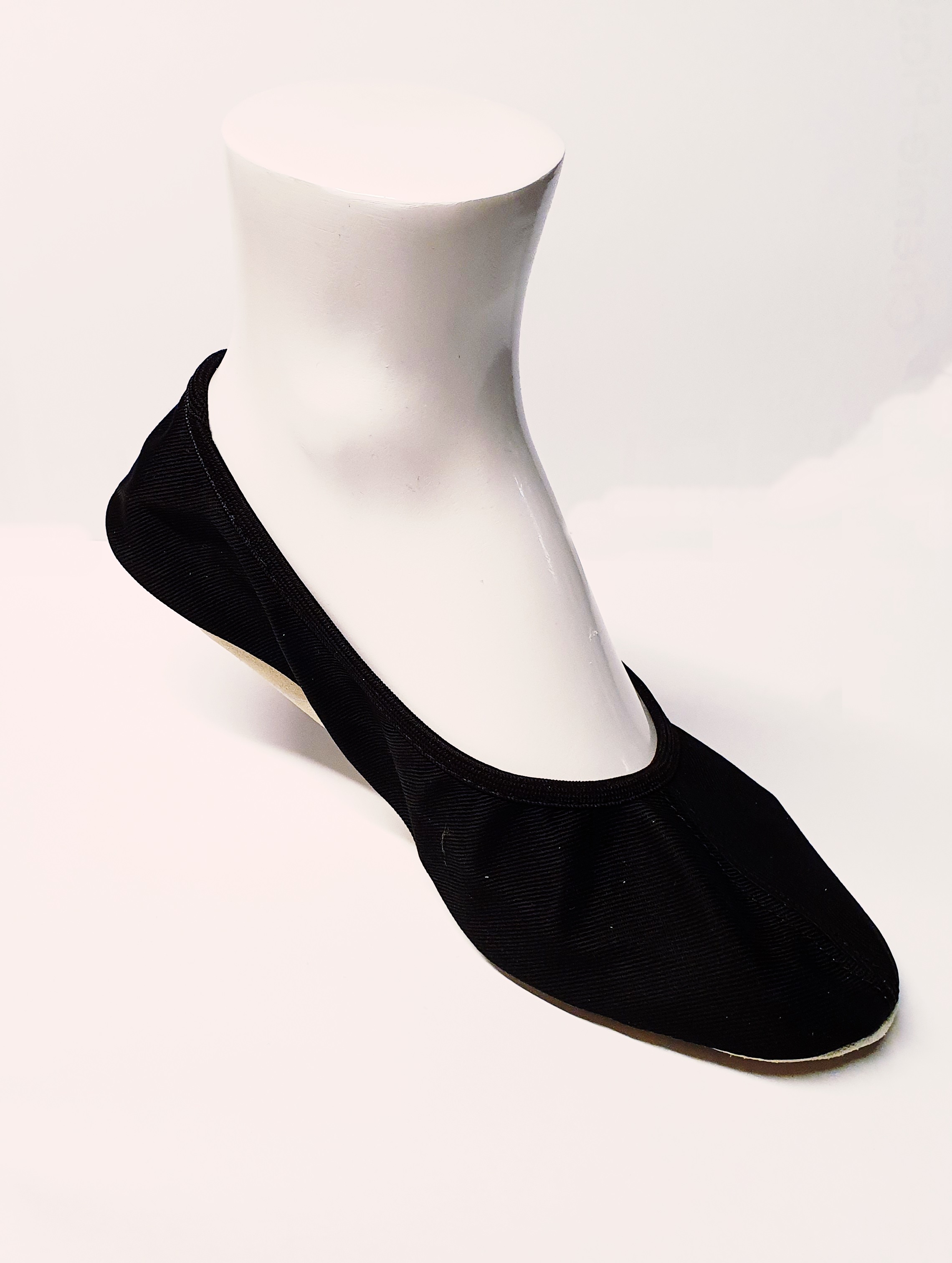 Gymnastikschuhe aus Baumwolle SCHWARZ (Ledersohle)