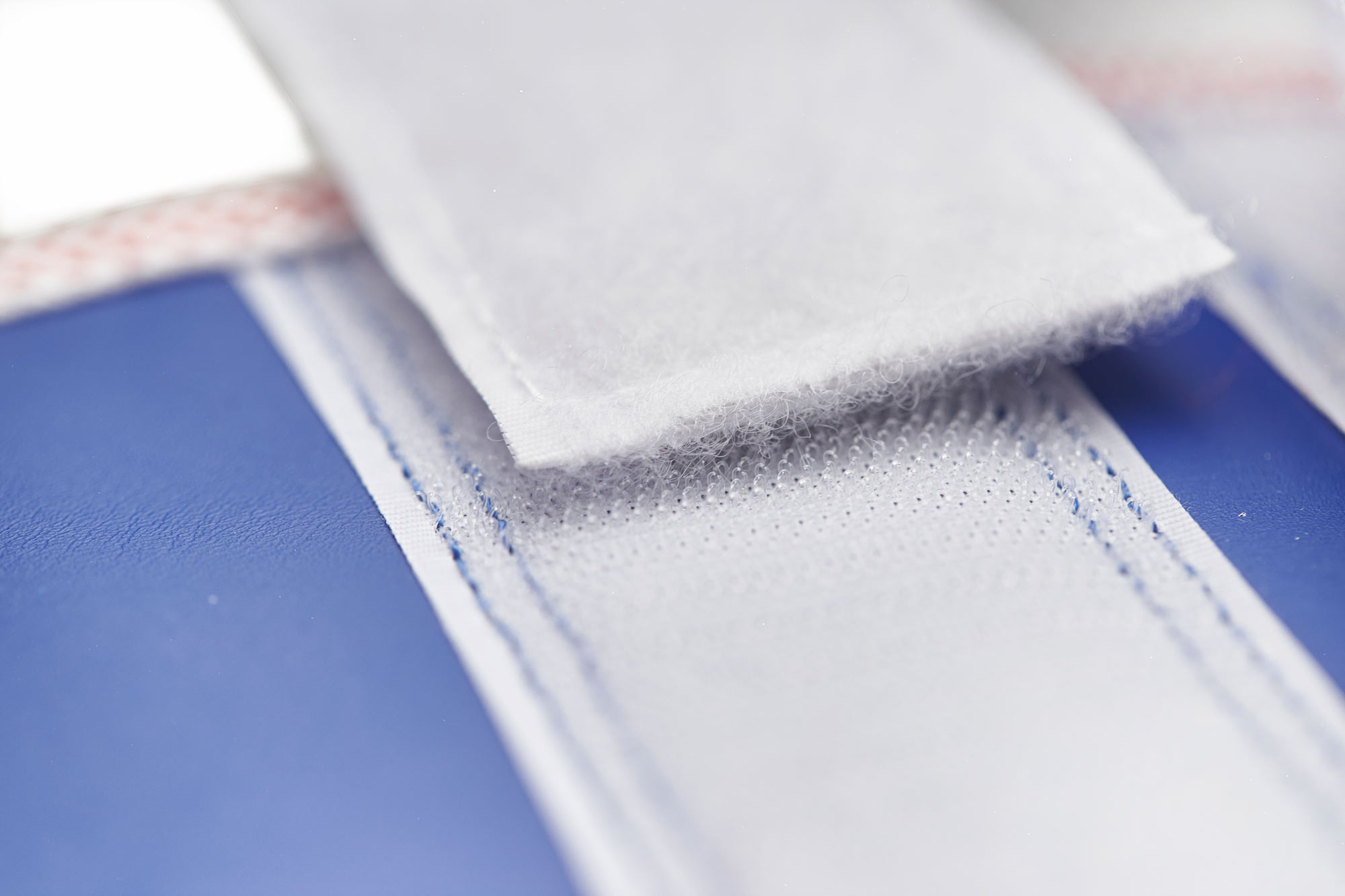 Taekwondo Kampfweste Klett rot-blau