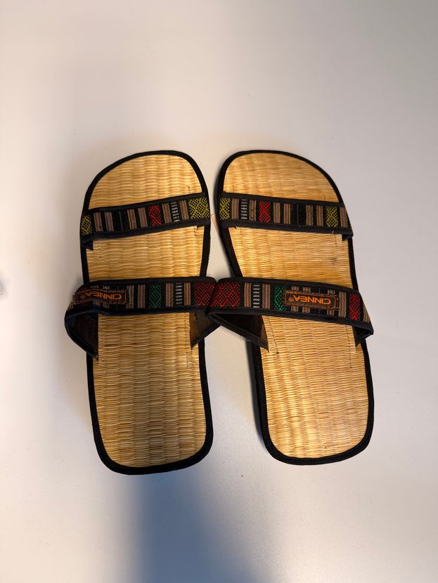 Zoris / Zimtlatschen Sonderposten Muster Gr. 46/47