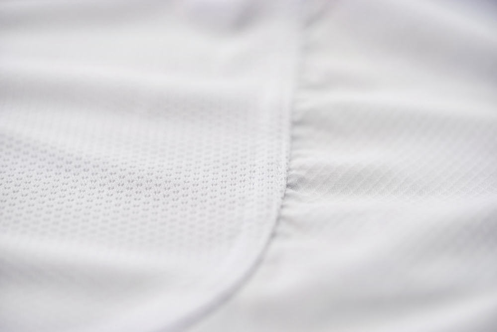 adidas Kumite Karateanzug adiLight mit Schulterstreifen Rot 195