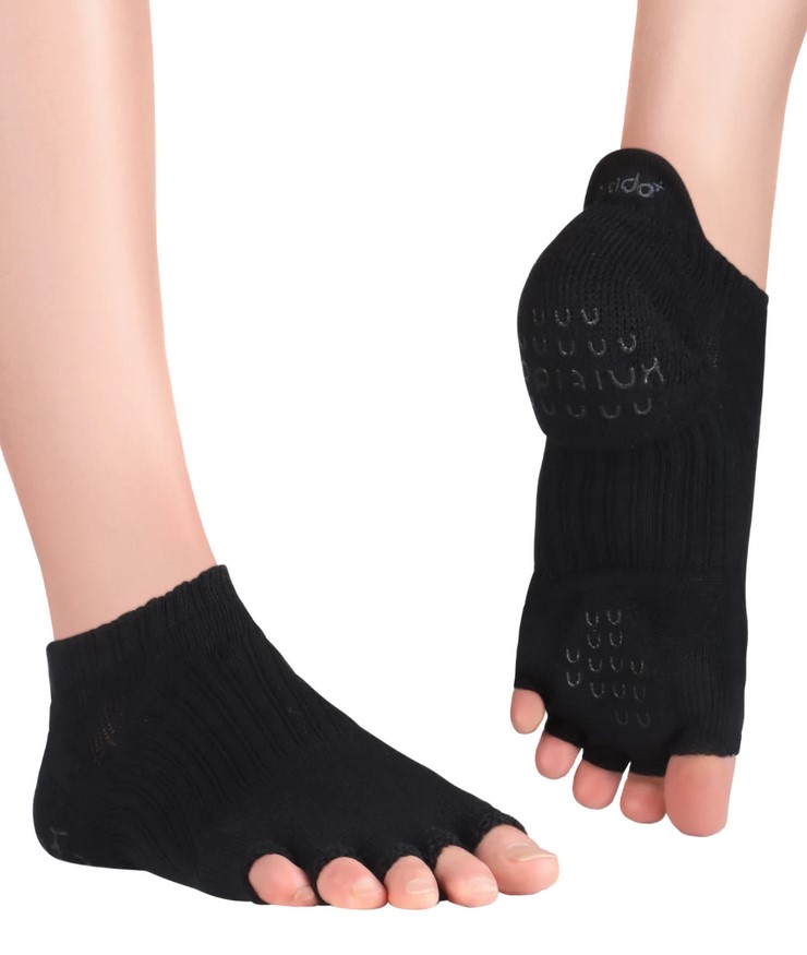 KNITIDO Pilates / Yoga Zehen Socken TANI Magenta_39-42