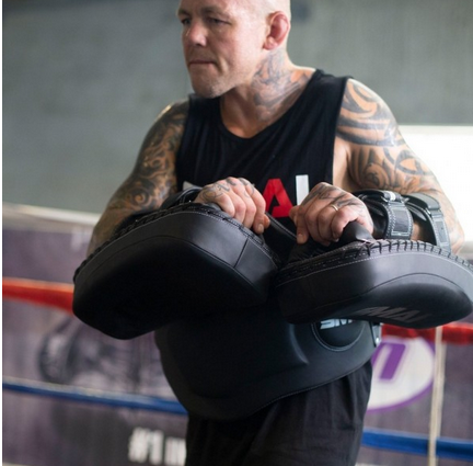 SMAI Elite P85 Thai Pads Armpratze. schwarz (Paar)