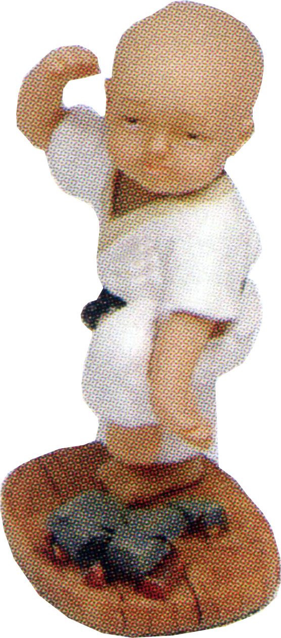 Karate Figur (H914) 6 x 10 x 15cm