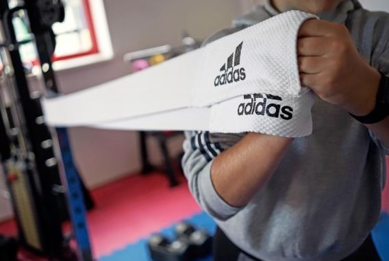 adidas „The Swing“ – Zugand, adiacc073