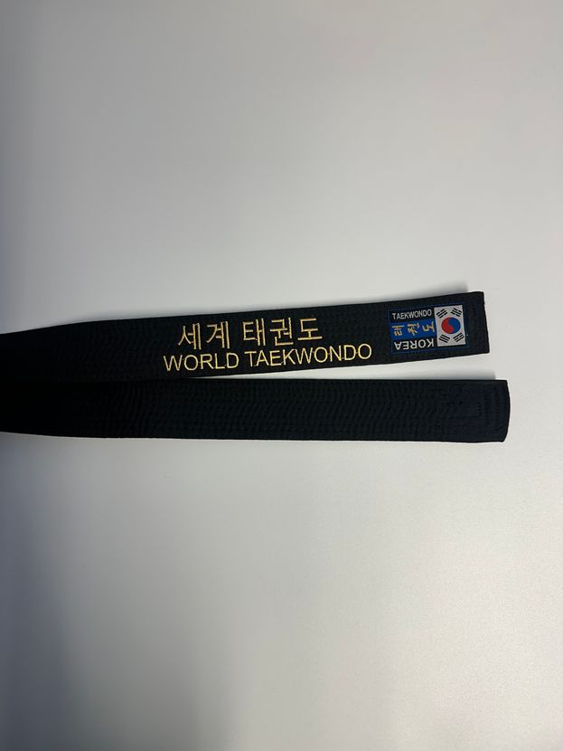 Taekwondo Schwarzgurt 2-zeillig bestickt mit World Taekwondo 220 (%SALE)