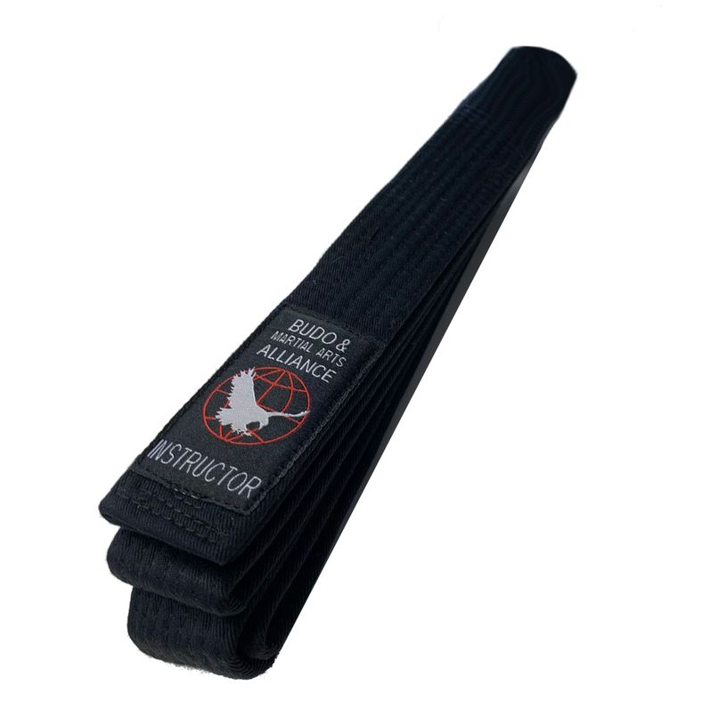 Schwarzgurt "INSTRUCTOR" mit Bestickung 370