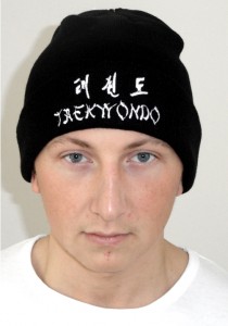 Wollmütze mit "Taekwondo" Bestickung