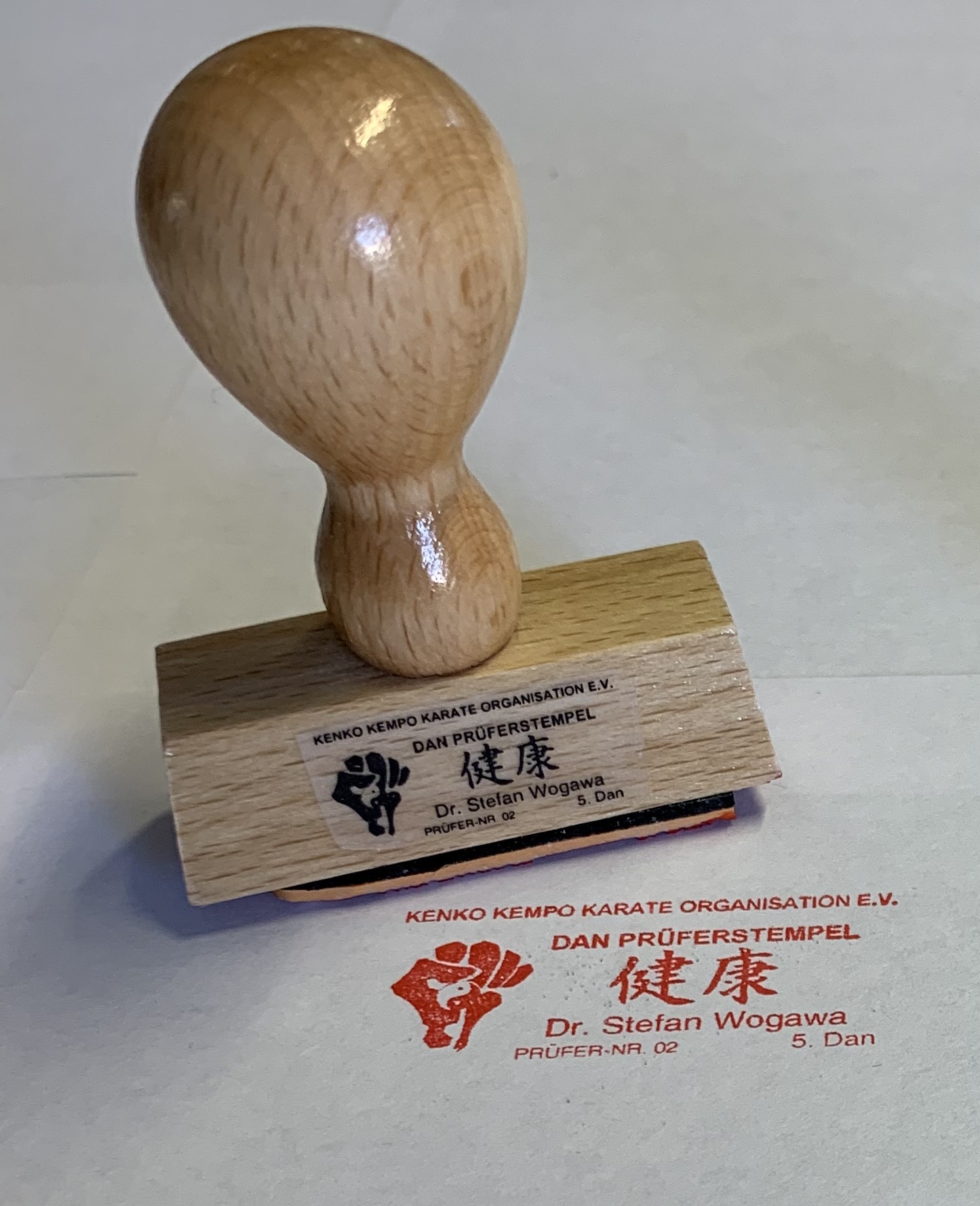 Prüferstempel Kenko Kempo Karate Dan Grade